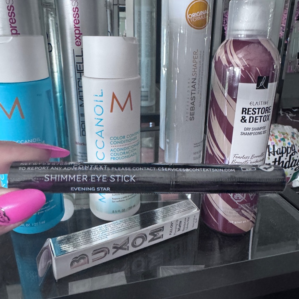 Buxom Black Eye Cream Stick Design